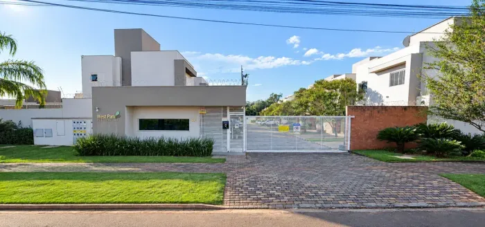 Sobrado mobiliado para alugar no Cond. West Park III