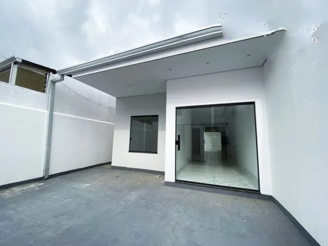 //Casa no Águas Claras- 2 Qrts e quintal - Acei ta Financiamento 