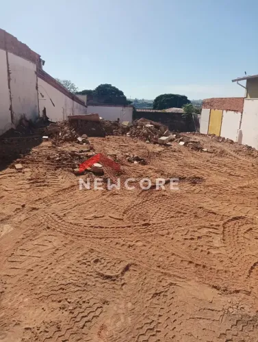 Lote em Avenida Lafayete Arruda Camargo - Parque São Quirino - Campinas/SP