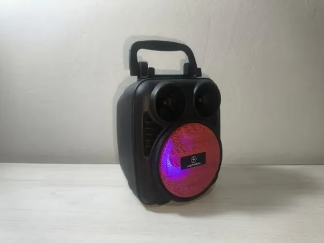 Caixa de Som Bluetooth Kapbom Preto 8W Portátil