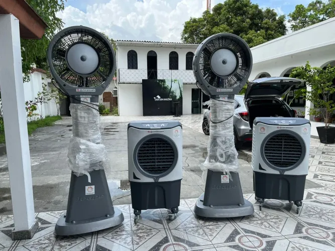 Locação de climatizadores, tendas, palcos, som, iluminação e etccc