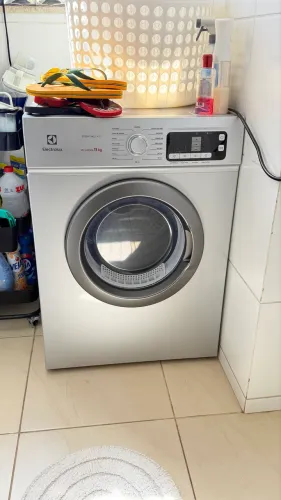 Secadora de roupa 5 meses de uso