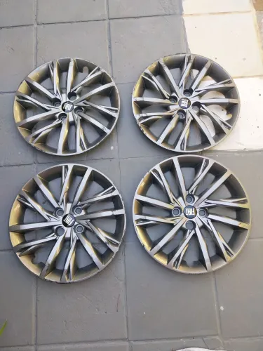 Calotas originais aro 16 fiat pulse