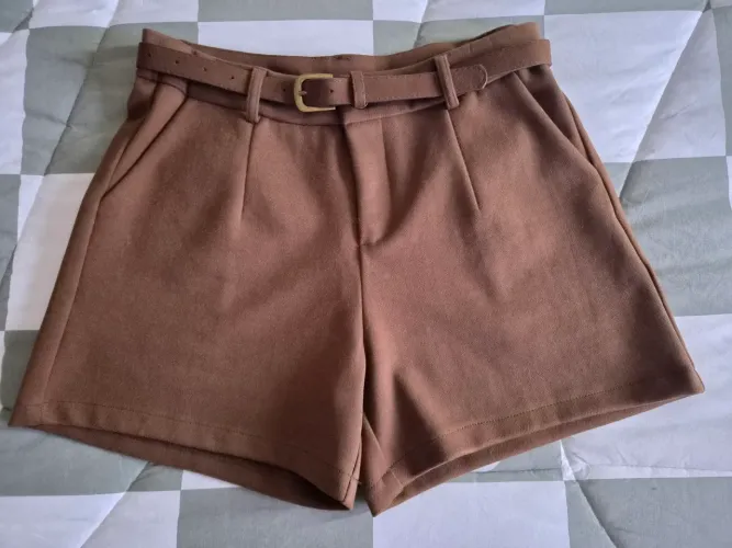 Bermuda marrom flanelada