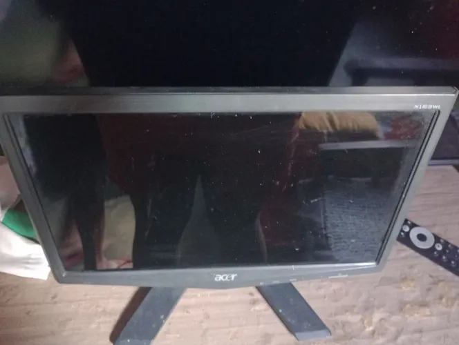 Monitor Acer LCD 15,6 polegadas - Modelo X163WL