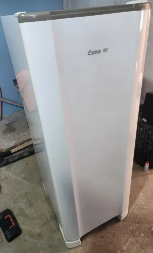 Geladeira smaltec 245 L