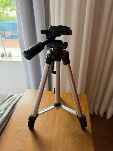 Tripé para camera e celular
