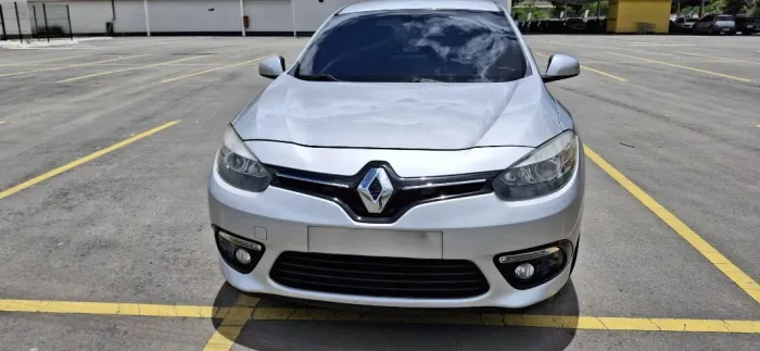 Renault Fluence Sed. Dynamique 2.0 16V Flex Aut. 2015