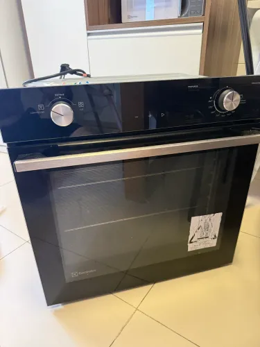 Forno de embutir Electrolux