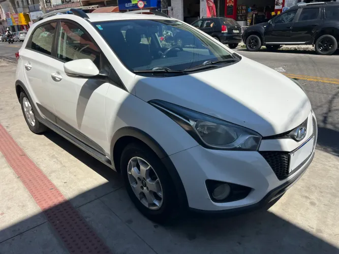 Hyundai HB20X Premium 1.6 Flex 16V Mec. 2014