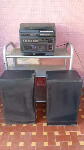 Som antigo toca disco
