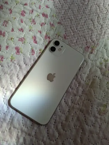 Vendo iPhone 11 - 64gb bateria 73% 