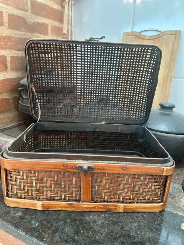 Vendo caixa baú lindo 