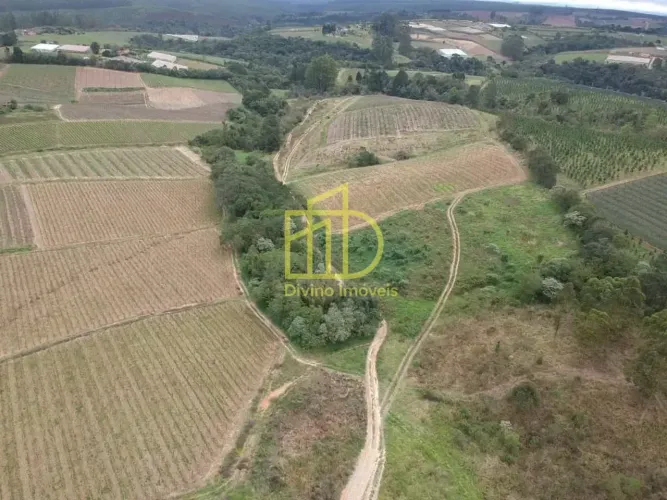 Sítio à Venda em São Miguel Arcanjo, SP
