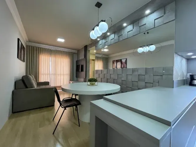 Apartamento em Vila Marumby, 2 quartos