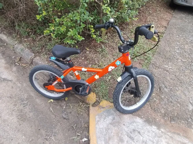 Bicicleta btwin aro 16
