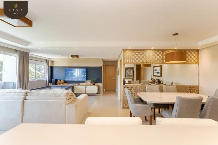 Apartamento no Bauhaus com 3 Quartos, Suíte, Varanda Gourmet e 2 Vagas Mercês/São Francis