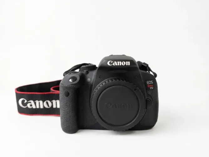 Canon T5I Top demais
