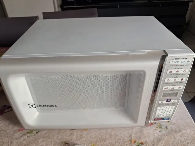 Micro-ondas em estado de novo, totalmente higienizado e revisado ? é só ligar e usar.?