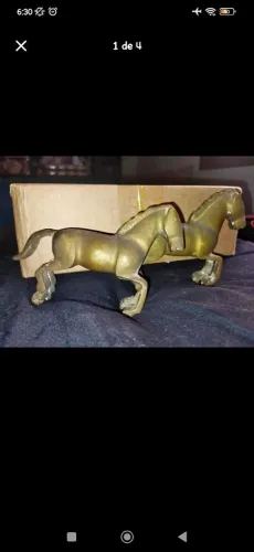Lindos cavalos de bronze