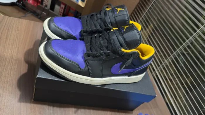 Tênis Air Jordan 1 Low Concord Taxi ?Lakers?