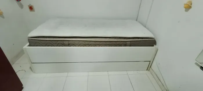 Bicama de solteiro branca 