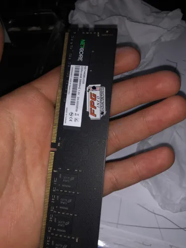Memoria ram 4gb COM DEFEITO