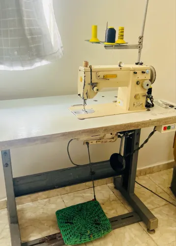 Máquina de costura industrial Singer