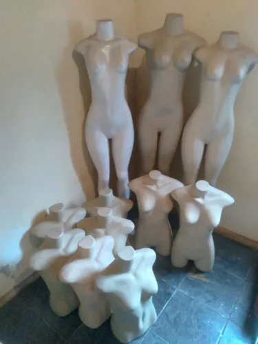 Manequins