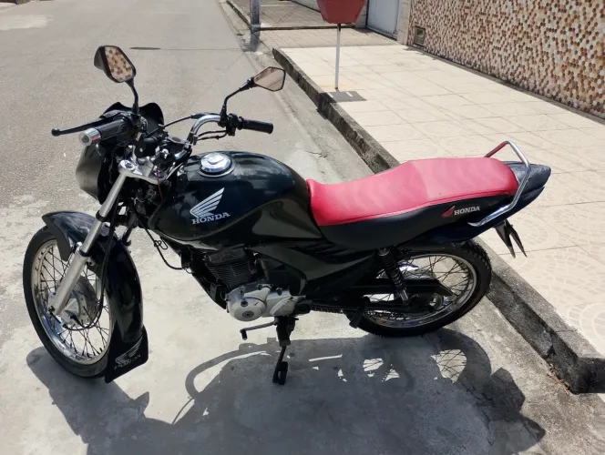 Titan 150 