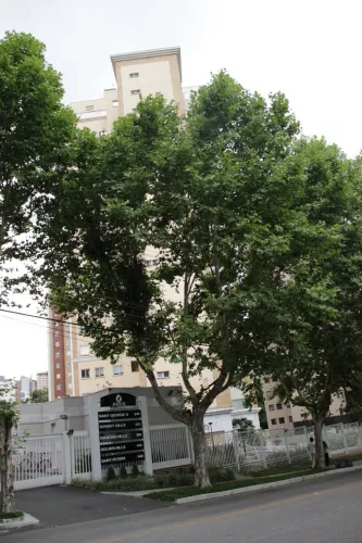 APARTAMENTO com 4 dormitórios à venda com 245m² por R$ 1.850.000,00 no bairro Ahú - CURITI