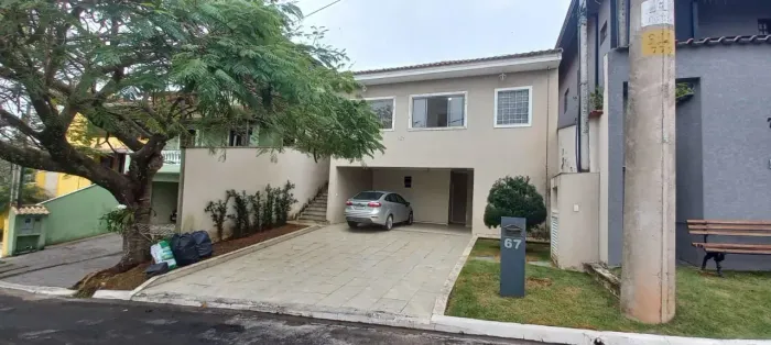 Sobrado para venda tem no Residencial Parque das Rosas 3 quartos em Chácaras Roselândia -