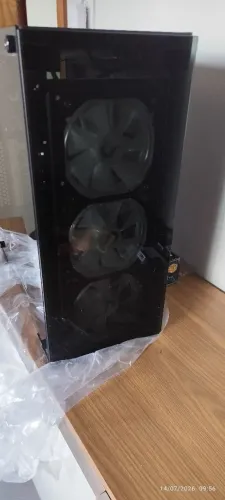 Gabinete Gamer Redragon Mixmaster (VAI COM 6 VENTOINHAS)