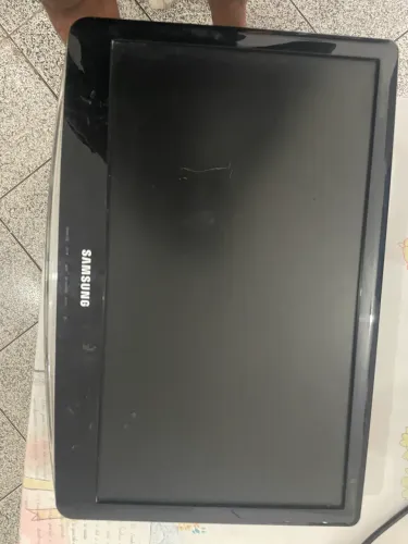 Monitor 18 polegadas 