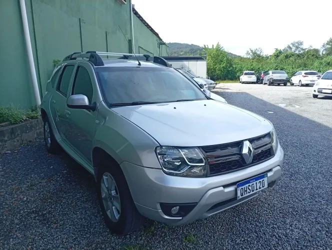 Renault Duster Dynamique 2.0 Hi-flex 16V Aut. 2016
