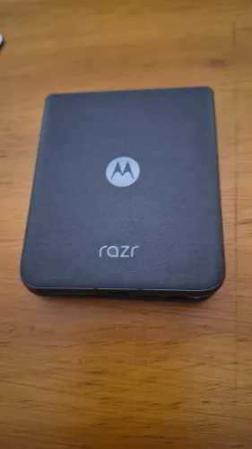 Motorola Razr 50