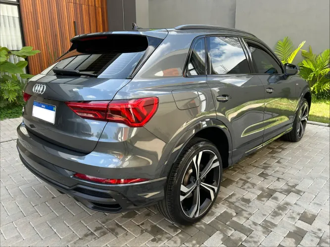 Audi Q3 Perf. Black.plus 2.0 TFSI Tip. Quat. 2024