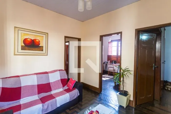 Casa à Venda - Floresta, 7 Quartos, 430 m2