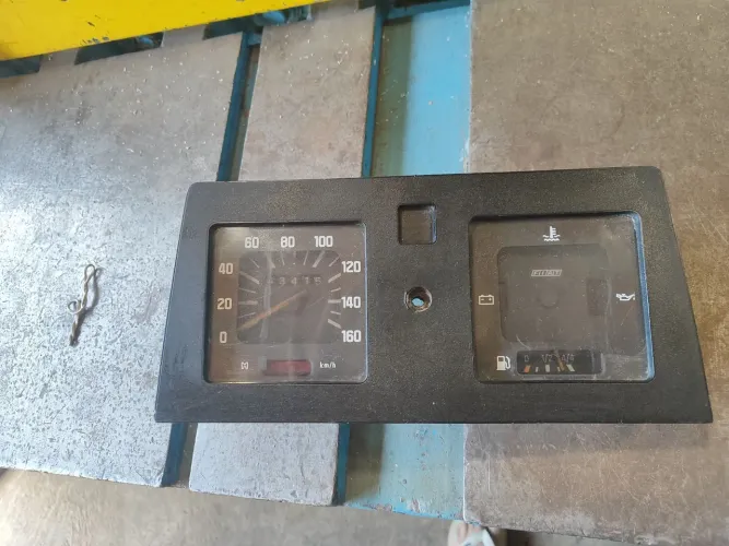 Painel instrumentos Fiat 147