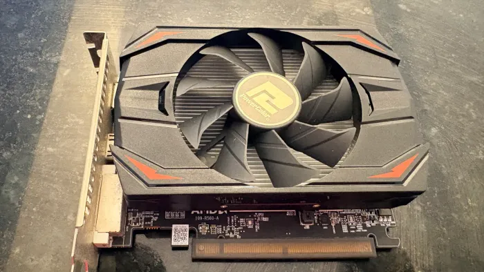 Placa de vídeo RX 550 2G - Funcionando