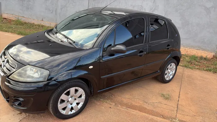 Citroen C3 GLX 1.4/ GLX Sonora 1.4 Flex 8V 5P 2012