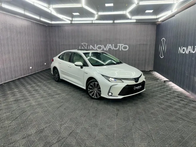 Toyota Corolla Altis Prem. Hybrid 1.8 Flex AUT 2022