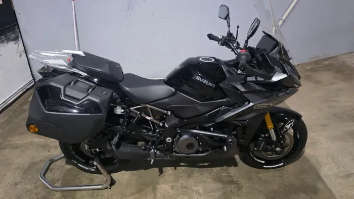Linda Suzuki gs1000gx,  come * aceito troca