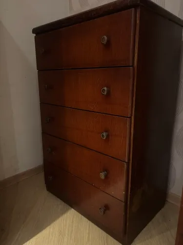 Cômoda de madeira, vintage puxadores originais