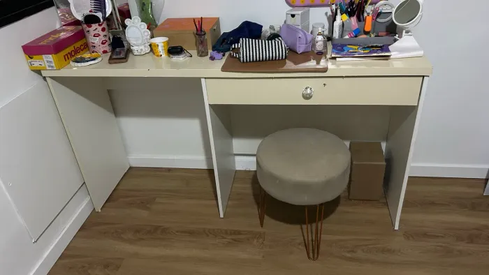 Mesa escrivaninha