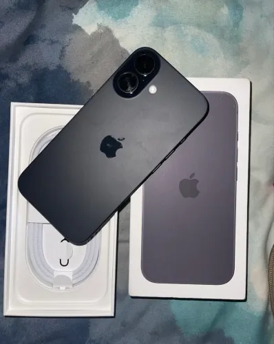 iPhone 16
