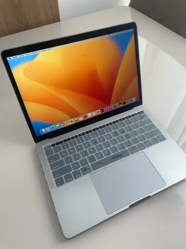 MacBook Pro 2017 tela 13,3