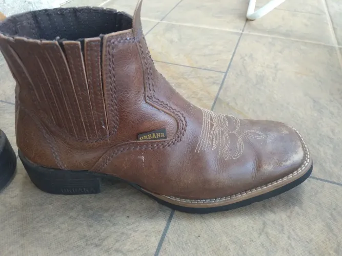 Botina Texana Couro Legítimo marca Urbana Boots