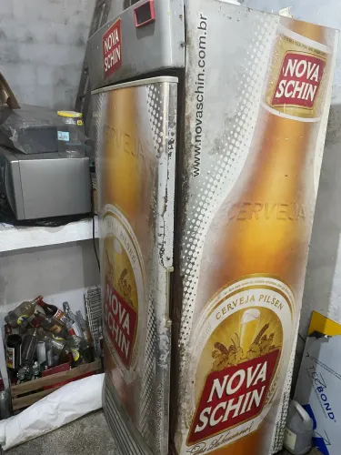 Cervejeira expositor