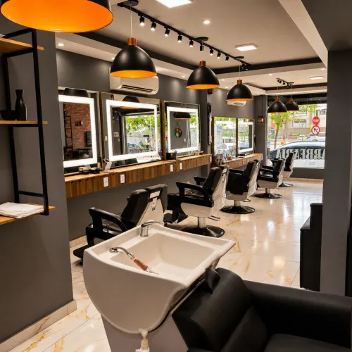 Barbearia premium passo , aceito carro !
